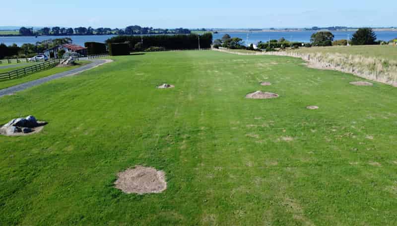 157 Orepuki Riverton Highway, Riverton