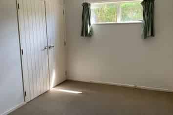 2/16A Kauri Glen Road, Northcote