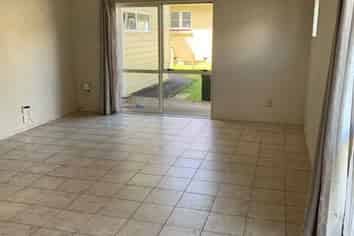 2/16A Kauri Glen Road, Northcote