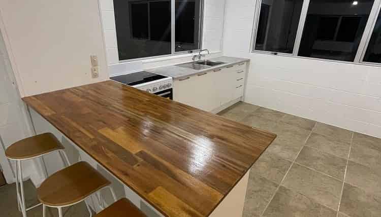 24 Noeleen Street, Glenfield