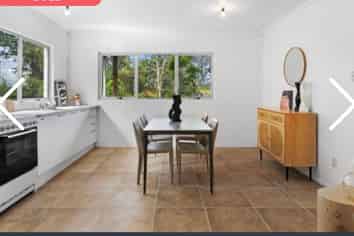 24 Noeleen Street, Glenfield