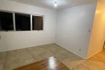 24 Noeleen Street, Glenfield