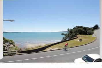 9 Cliff Road, St Heliers