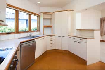 9 Cliff Road, St Heliers