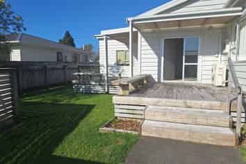 27 Wallath Road, Westown