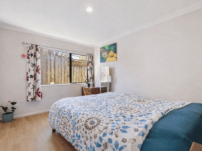 16 Ewhurst Place, Goodwood Heights