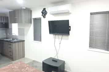 28A Gifford Road, Papatoetoe