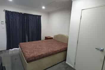 28A Gifford Road, Papatoetoe