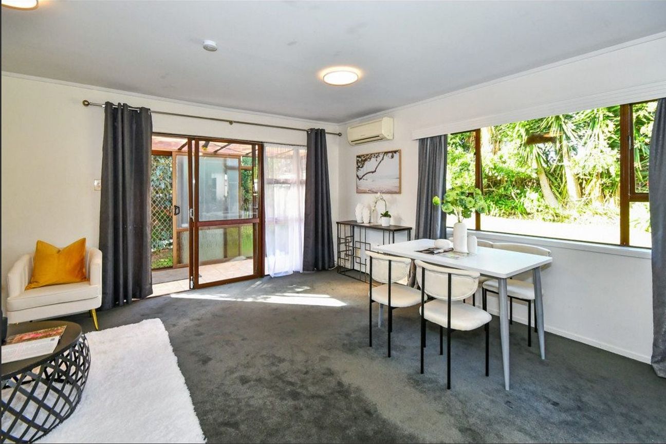 MIDDLEMORE-'Ready to move in' - Altro