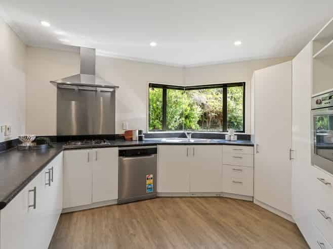 69 Joseph Banks Drive, Porirua