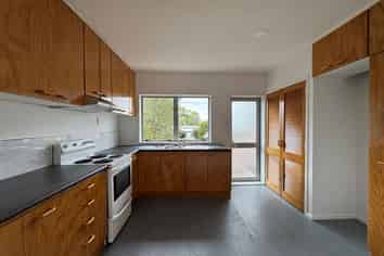 407 Ellerslie-Panmure Highway, Mount Wellington