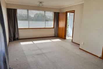 256C Courtenay Street, Strandon