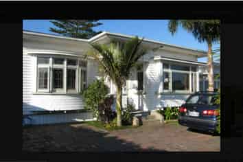 Auckland - Address withheld