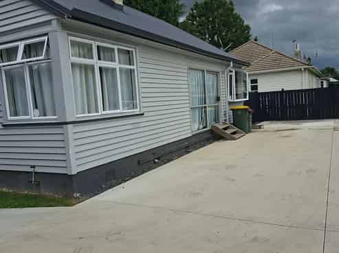 151 Cobham Drive, Hamilton East