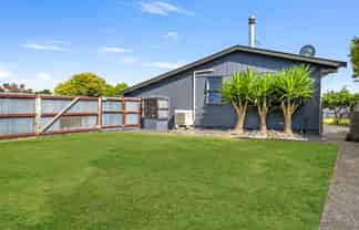 56 Alexander Avenue, Onekawa