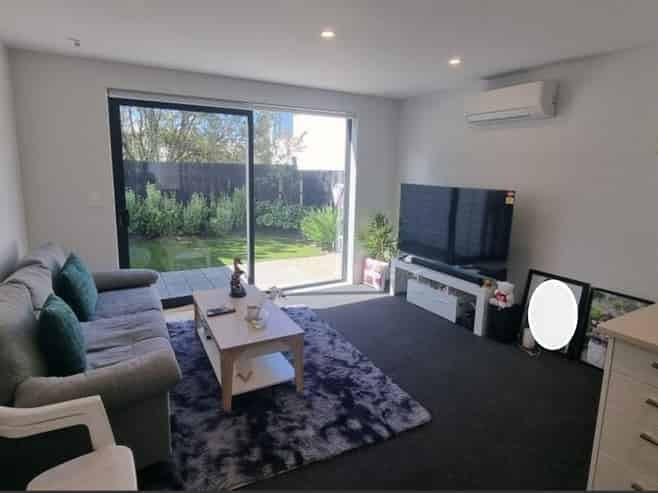 14/3234 Great North Road, New Lynn