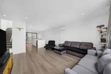 65 Bonair Crescent, Silverdale