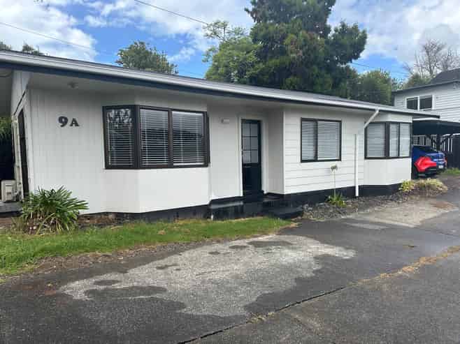 9A Pine Avenue, Henderson