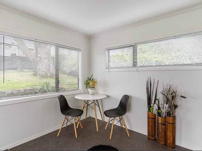 9A Pine Avenue, Henderson