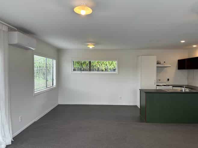 9A Pine Avenue, Henderson