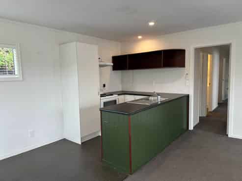 9A Pine Avenue, Henderson