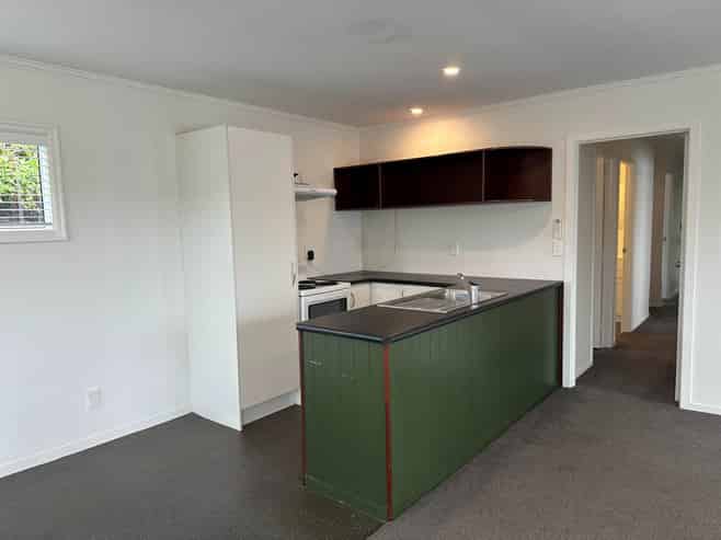 9A Pine Avenue, Henderson