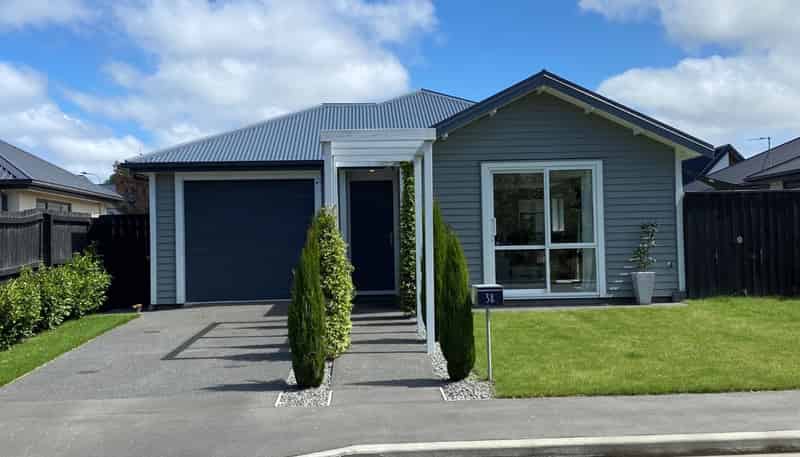 38  Robert Duncan Road, Belfast