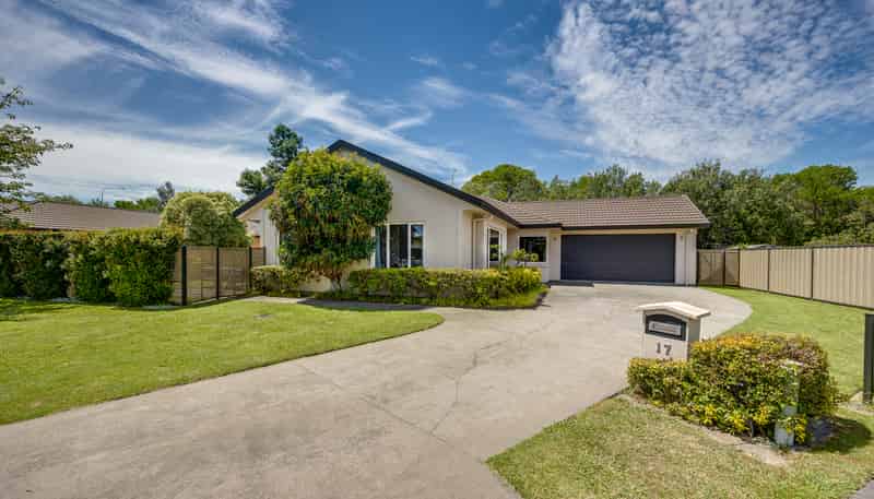 17 Blythfield Place, Taradale