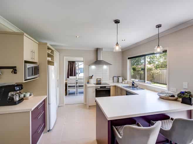 17 Blythfield Place, Taradale