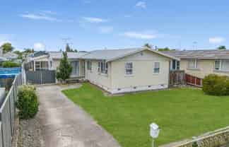 14 Dinwiddie Avenue, Onekawa