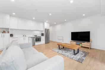 102/7C Hinaki Street, Point England