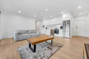 102/7C Hinaki Street, Point England