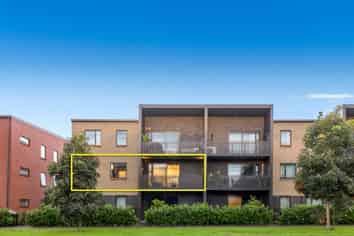 102/7C Hinaki Street, Point England