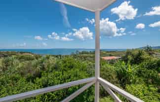 24 Bay View Road, Cable Bay