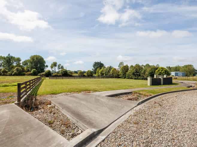 2-4 Satori Way, Feilding