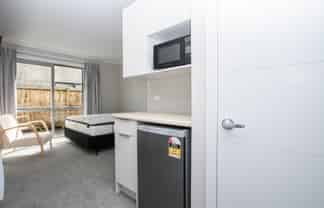 A/3/20 Jones Crescent, Melville