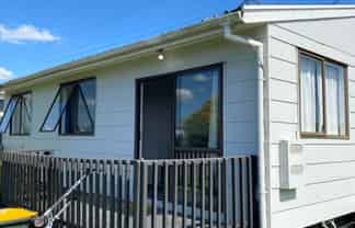 51A Trimdon Street, Manurewa