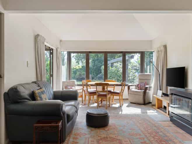 1 Owen Road, Inner Kaiti