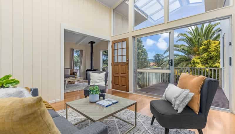 1 Cassley Crescent, Papakowhai