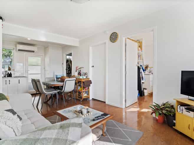 8/3 Begbie Place, Sandringham