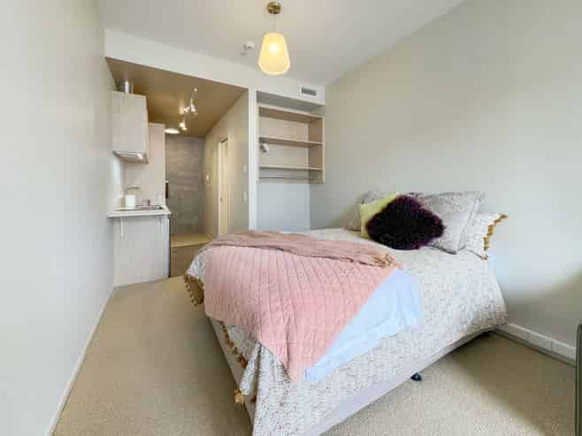 G02A/2 Campbell Terrace, Petone