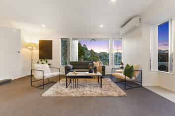 1/40 Jane Eyre Drive, Somerville