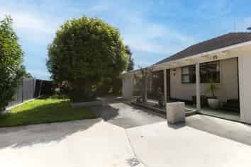 5 Savage Crescent, Marewa