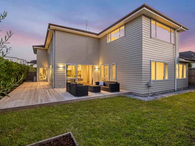 90 Ridgedale Road, Millwater