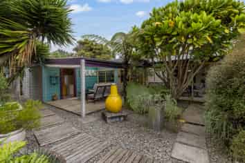 83 Bruce Road, Levin