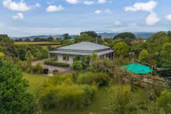 83 Bruce Road, Levin