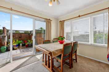 16 Duke Avenue, Pukekohe