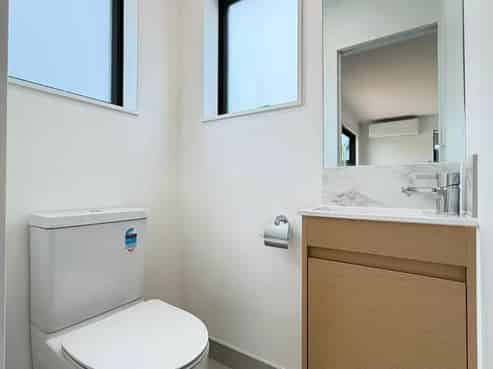 29 Crown Crescent, Otara