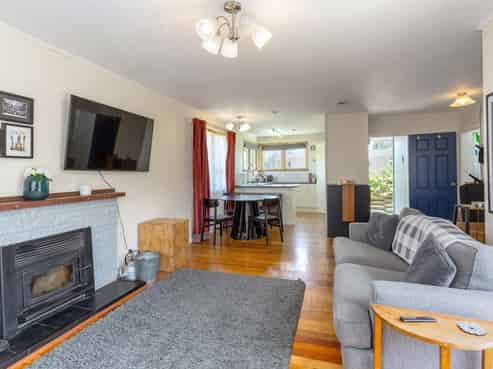 83 Watt Street, Featherston