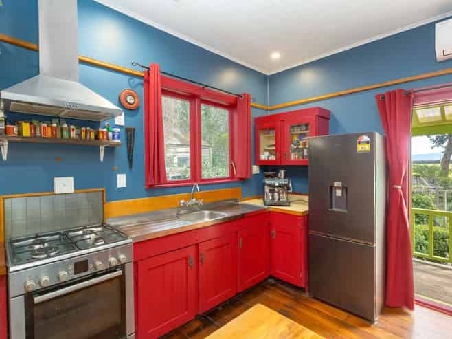 595 Wards Line, Greytown